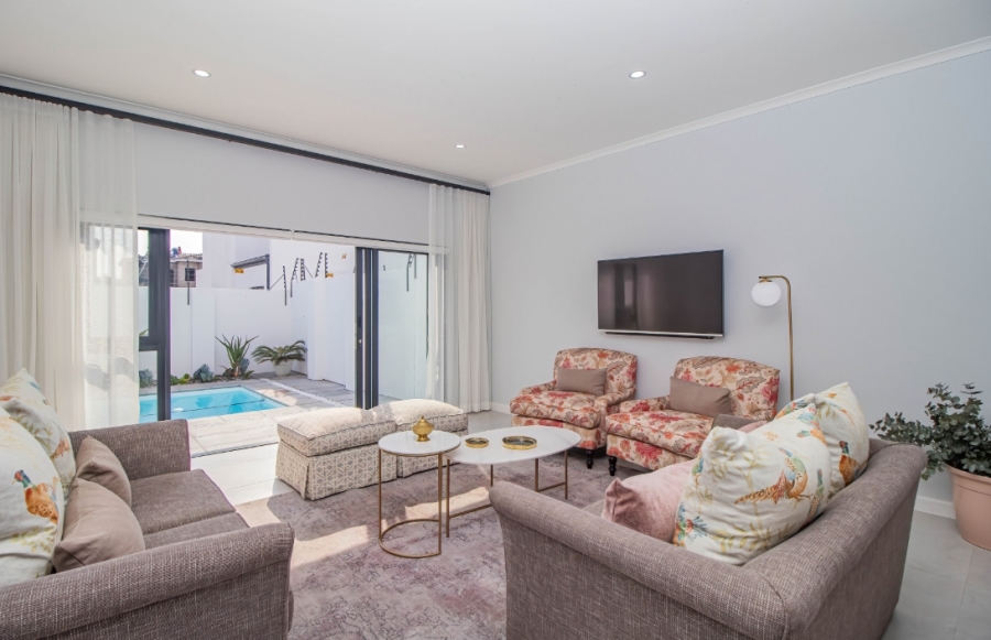 4 Bedroom Property for Sale in Sandown Western Cape